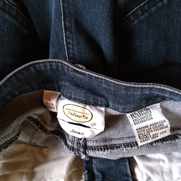 Talbots Dark Wash Straight Leg Stretch Jeans Size 14 - Picture 5 of 5